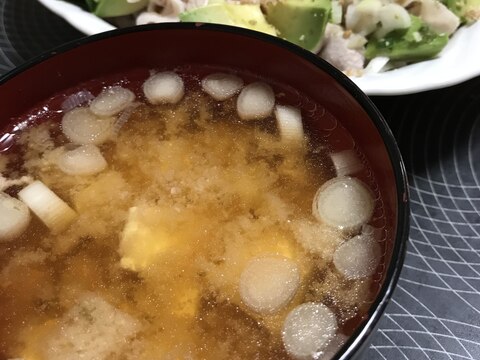 豚の茹で汁でお味噌汁